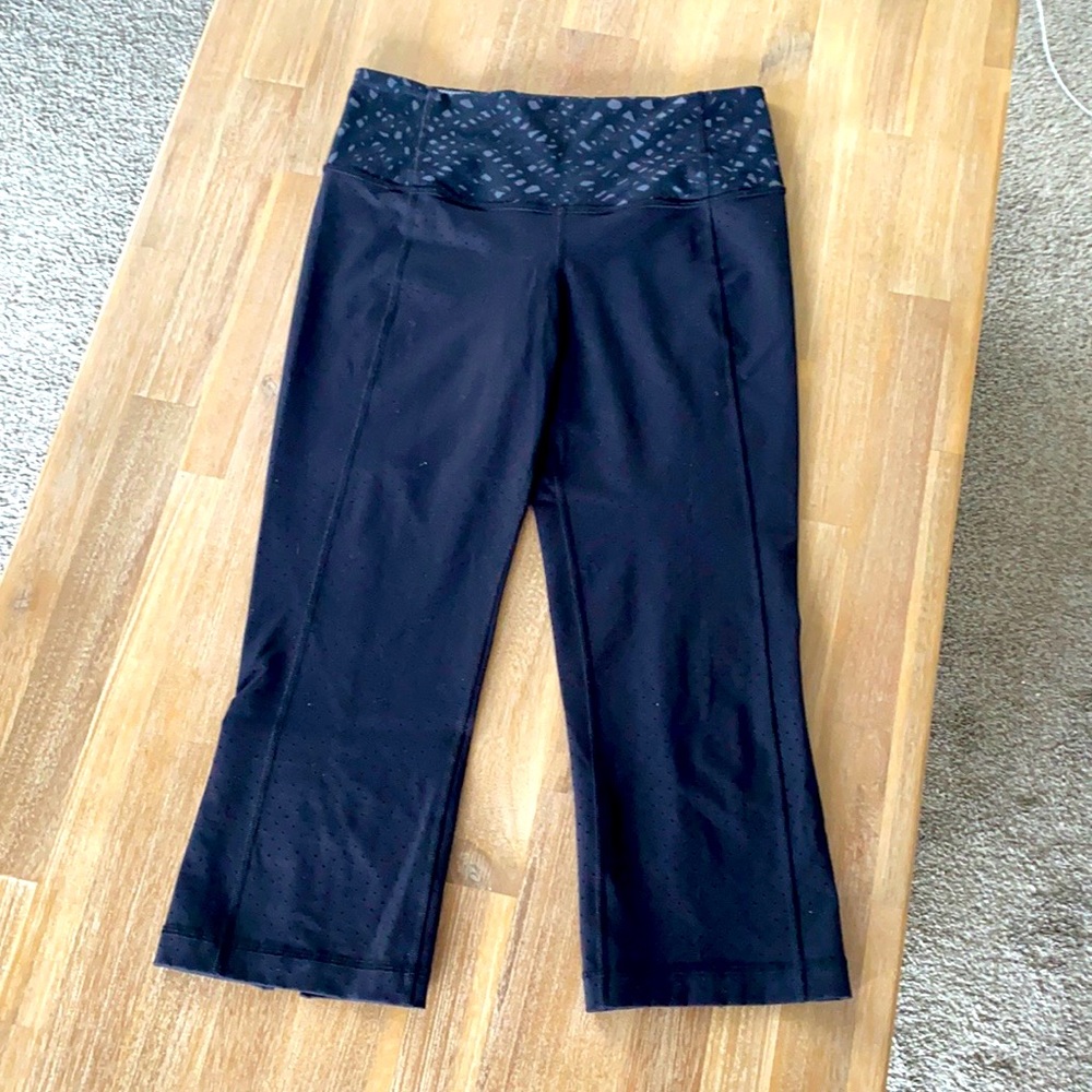 Lululemon back slits capris